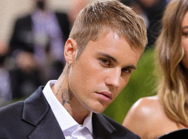 01 de março de 1994: Justin Bieber, ator, compositor e ator nascido em Ontário, Canadá