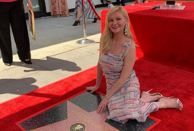 30 de abril de 1982: Kirsten Dunst, cantora e atriz nascida em Nova Jersey, Estados Unidos