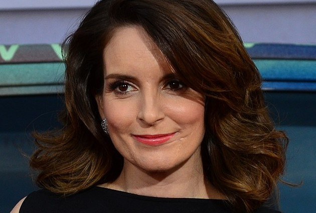 18 de maio de 1980: Tina Fey, atriz, comediante e produtora nascida na Pensilvânia, Estados Unidos