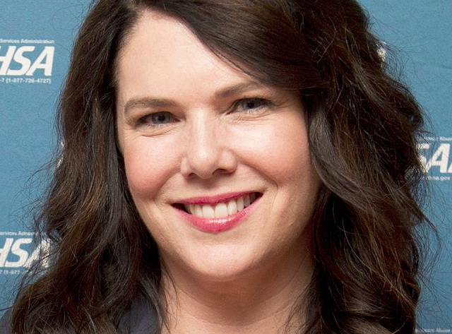 16 de março de 1967: Lauren Graham, atriz e escritora nascida no Havaí, Estados Unidos