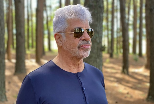 04 de maio de 1953: Lulu Santos, cantor, compositor e multi-instrumentista nascido no Rio de Janeiro