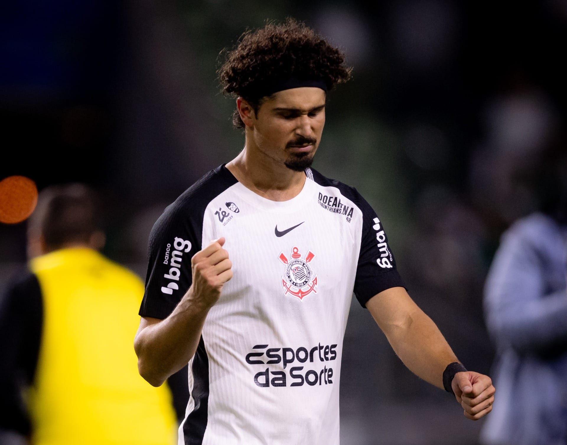 André Ramalho explica melhora na defesa do Corinthians