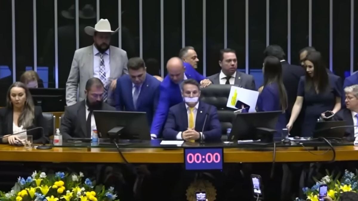 Motta e Alcolumbre dizem que não vão negociar com parlamentares